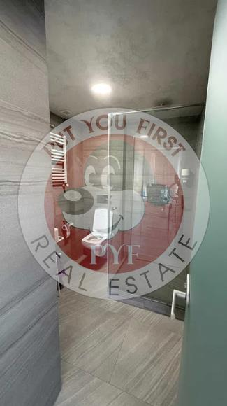 Universitate l Spatiu Birou l Triplex l Decomandat l 220mp l B10164